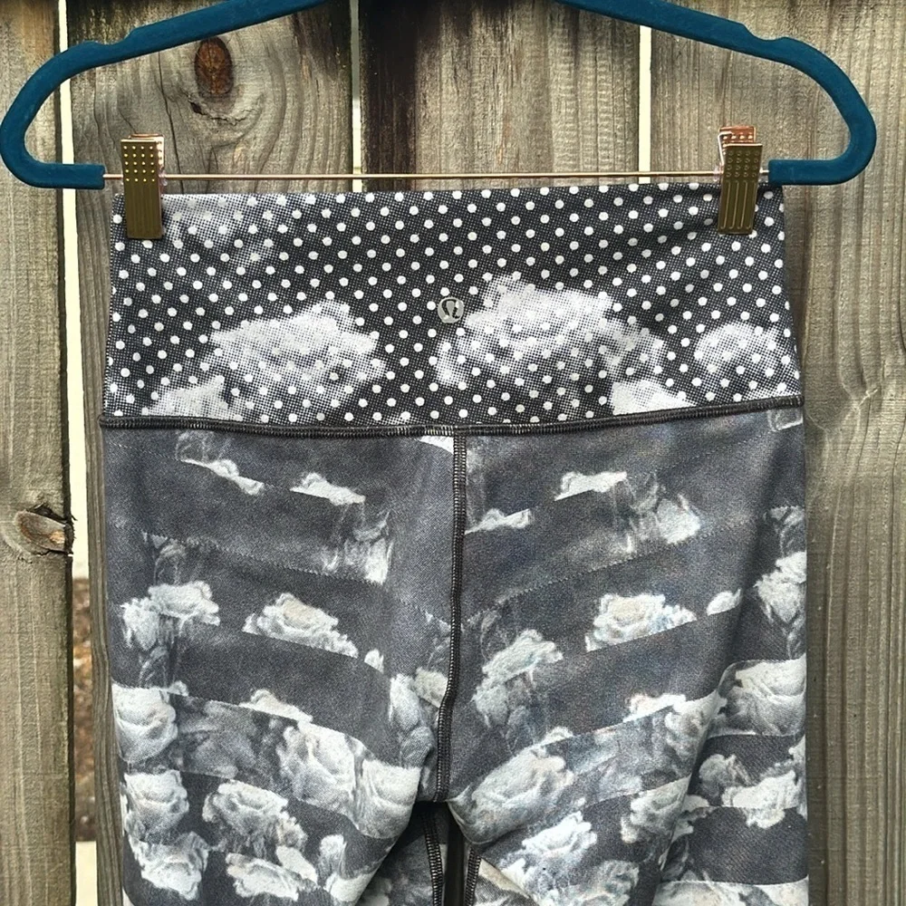 Lululemon High Times Pant, size 4